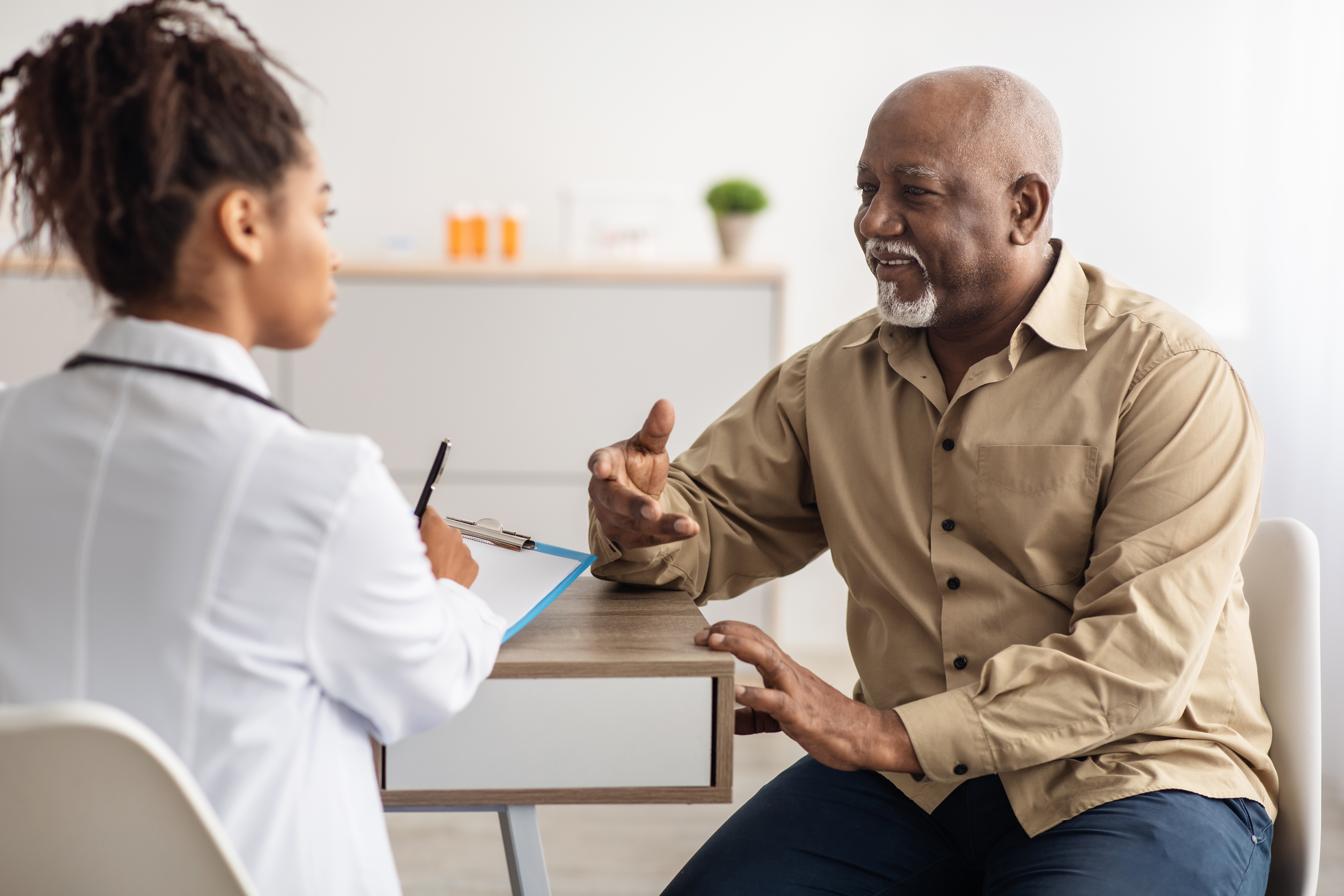 Experiences of patients with hard-to-heal wounds: insights from a pilot survey